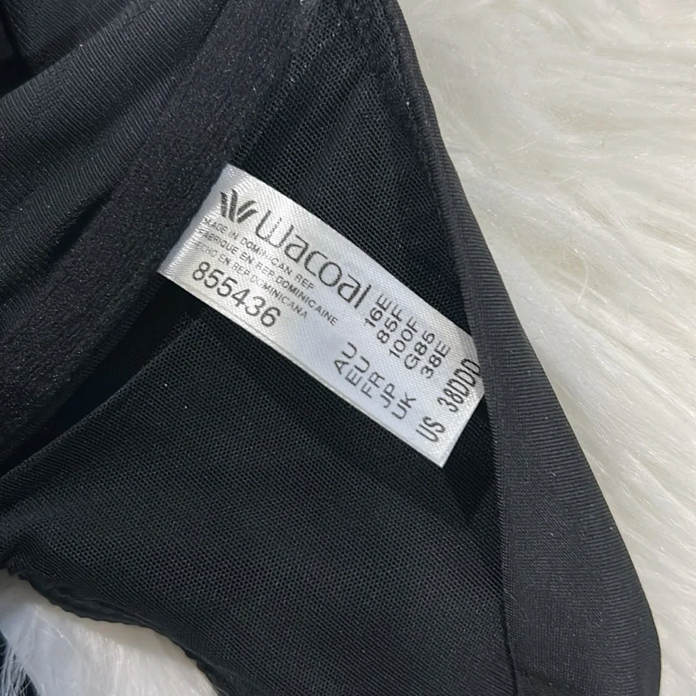 Wacoal Elevated Allure Front Close Underwire Bra Size 38DDD Black Lift 855436